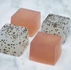 가정에서 나온 폐유로 만든 사퓌(비누)_www.dezeen.com 