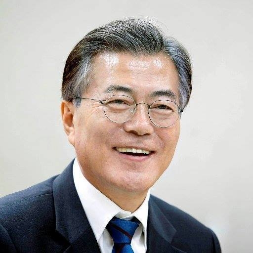 문재인 대통령(문재인 대통령 페이스북 계정)