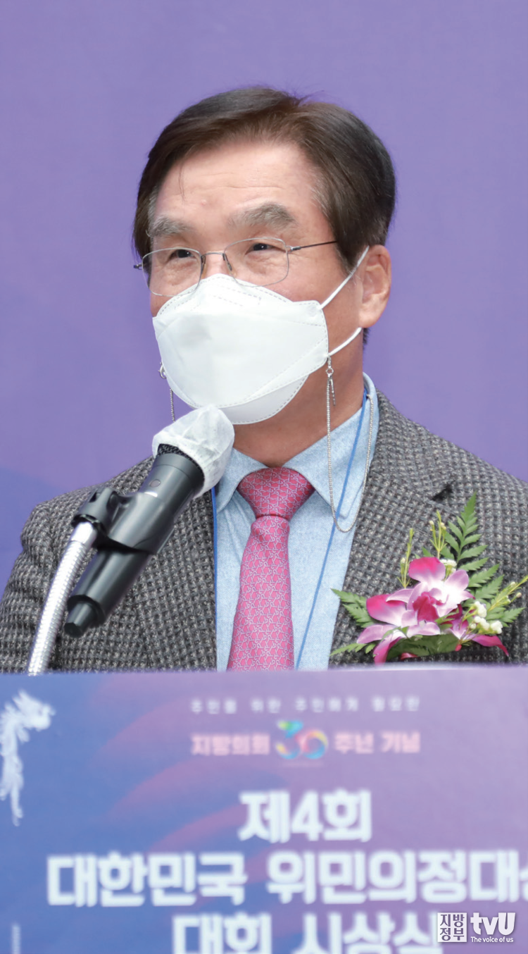 강병규 심사위원장