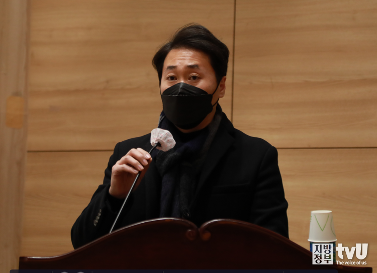 박진석 경남대 교수