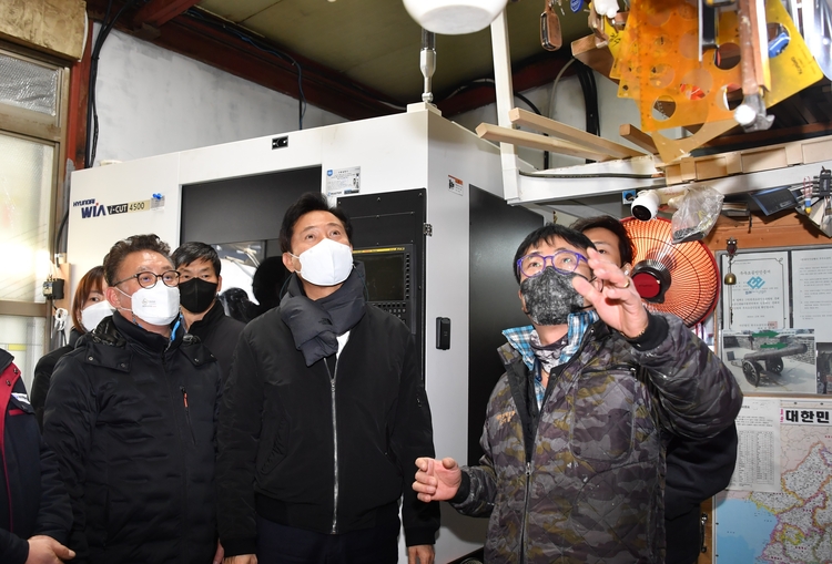 문래동 기계금속 집적지구 현장방문 (사진출처_ 서울시 홈페이지)