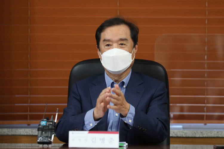 김병준 위원장(사진출처_제20대 대통령인수위원회 홈페이지)