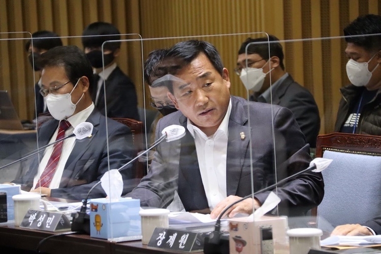 서울시 국정감사에서 질의하는 박성민 국회의원_박성민 의원실 제공 