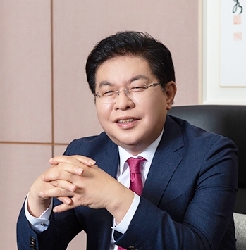 안성민 부산광역시의회 의장