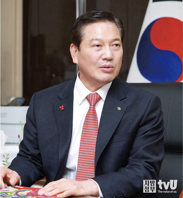 마무리 인사하는 조재구 대한민국 시장군수구청장협의회 대표회장, 대구 남구청장 ⓒ 김자현 기자 