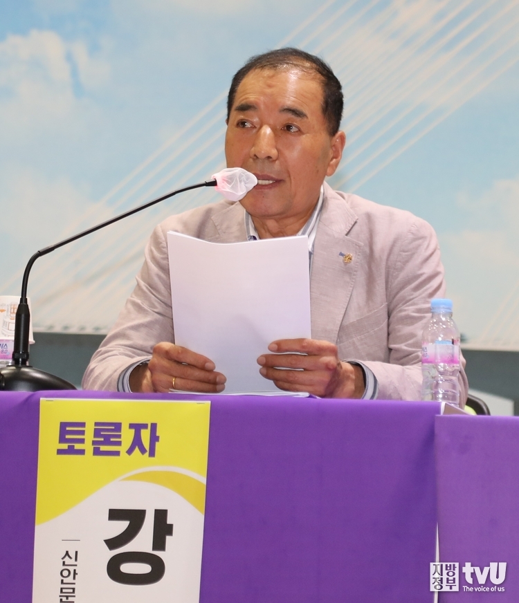 강성곤 신안문화원 부원장 