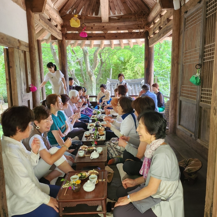 남도고택 체험 프로그램(열화정 다도체험) 사진출처_ 전라남도 