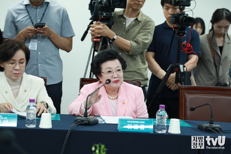 이배용 국가교육위원회 위원장 