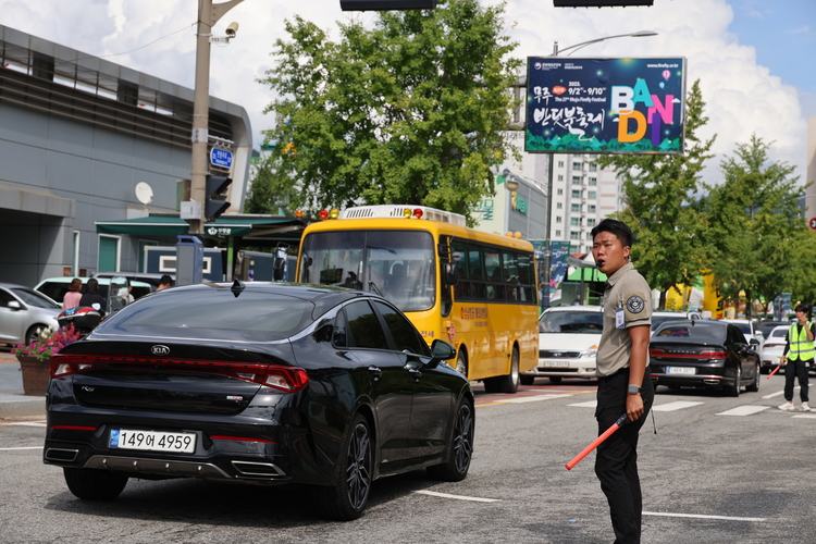 안전사고 없는 축제를 위한 안전요원 배치 _ 사진 제공= 무주군 