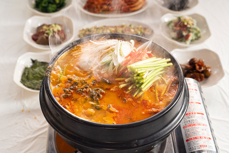 장성, 곡성, 구례, 나주 등에서 맛볼 수 있는 민물매운탕<사진=전남도청>