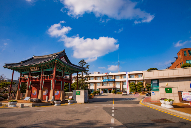 서산시청 전경<사진=서산시>