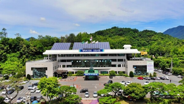 영월군청 전경<사진-영월군청>
