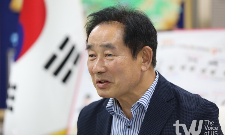 "노인통합돌봄 선구… 새 정부가 ‘벤치마킹’ " [송기섭 진천군수]