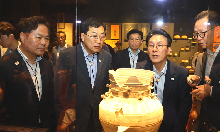 경주 찾은 김민석 총리, APEC 준비상황 점검