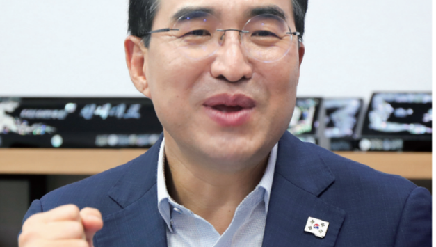[박홍근 국회의원] "서울시장 도전...글로벌 경제·문화도시 대전환 추진"