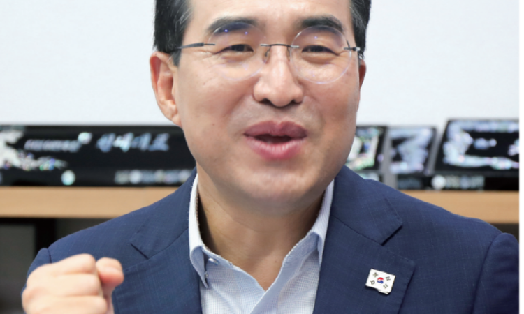 [박홍근 국회의원] "서울시장 도전...글로벌 경제·문화도시 대전환 추진"