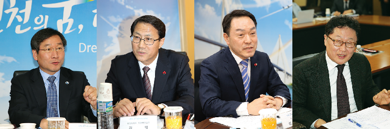 (좌측부터) 유정복 인천시장, 김성렬 행정자치부 지방행정실장, 이필운 안양시장, 서영복 행정개혁시민연합 정책협의회 의장 09fde148848e0daeed17581db63e4d26_1529643758_2795.png