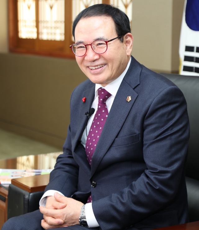 이용범.jpg